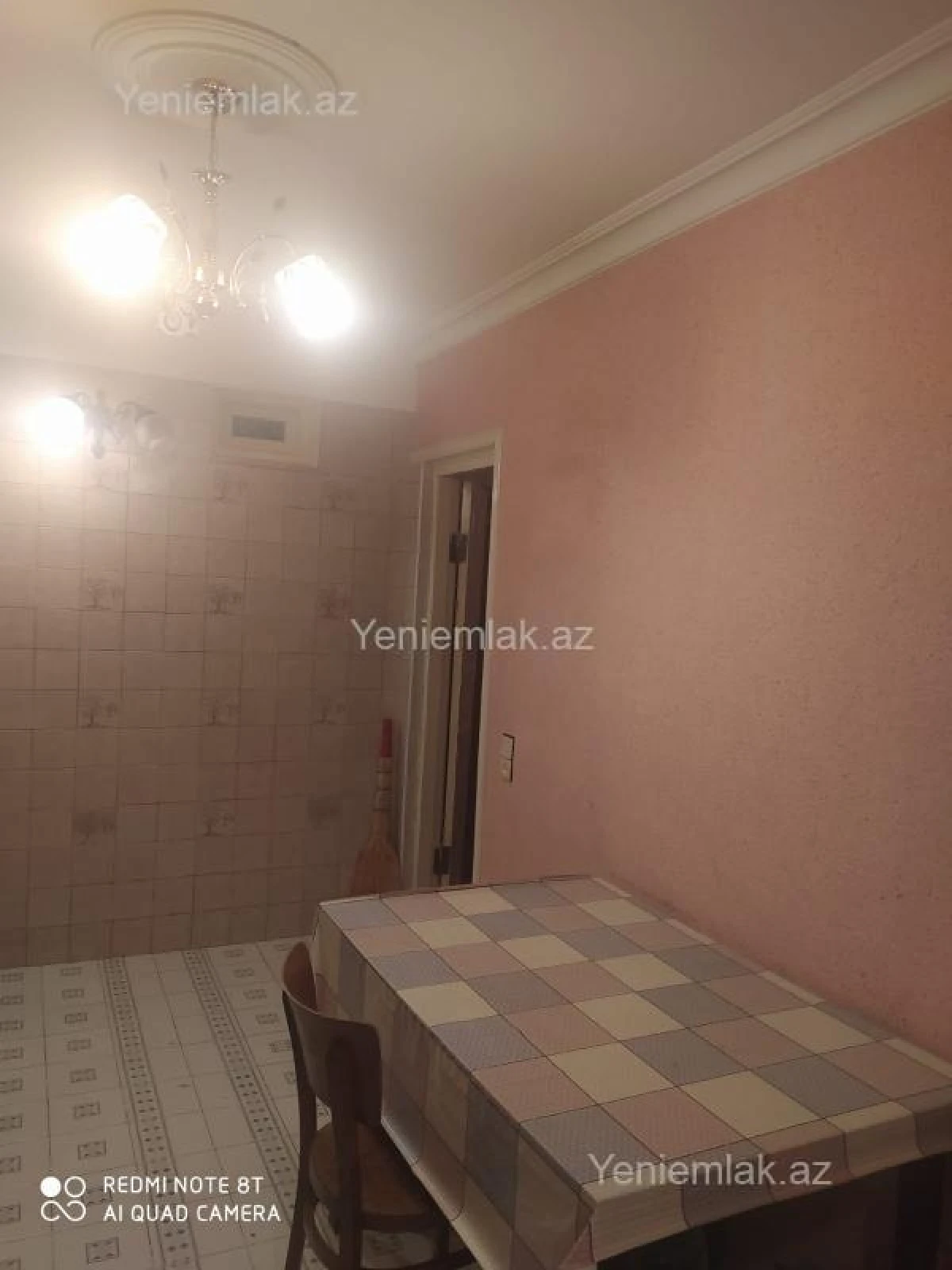 Satılır 1 otaqlı köhnə tikili 44 m²