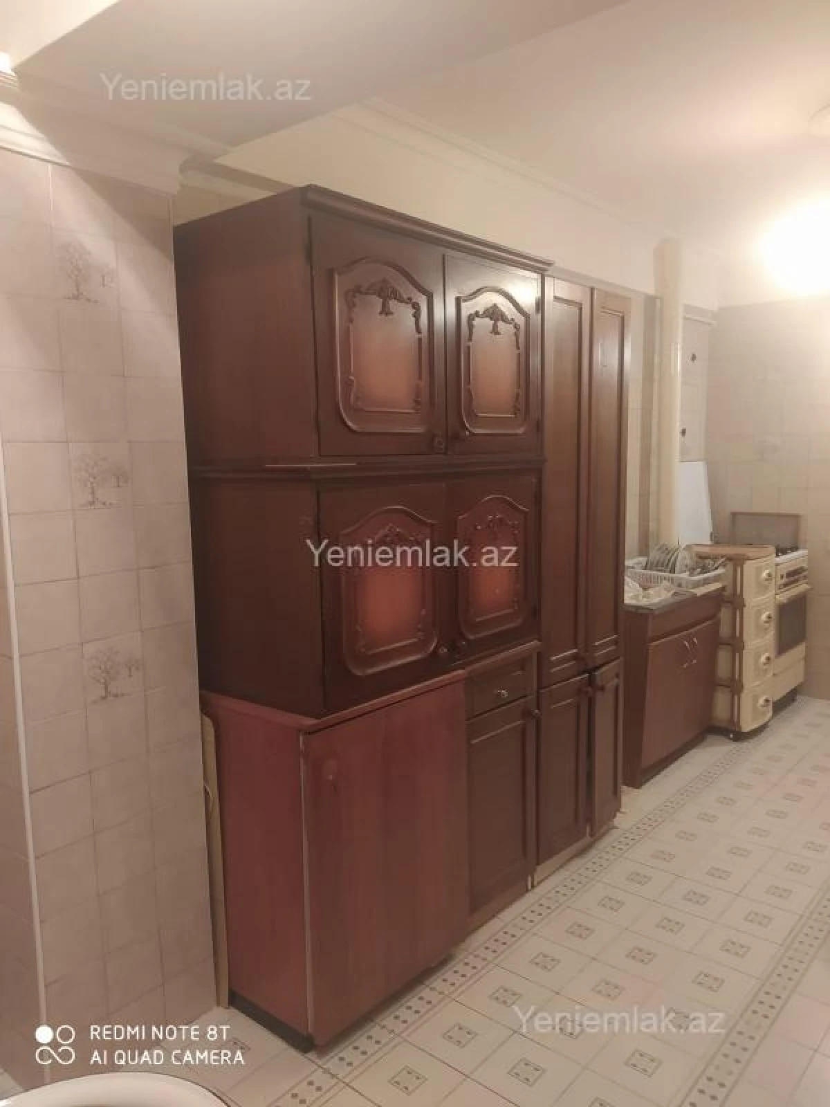 Satılır 1 otaqlı köhnə tikili 44 m²