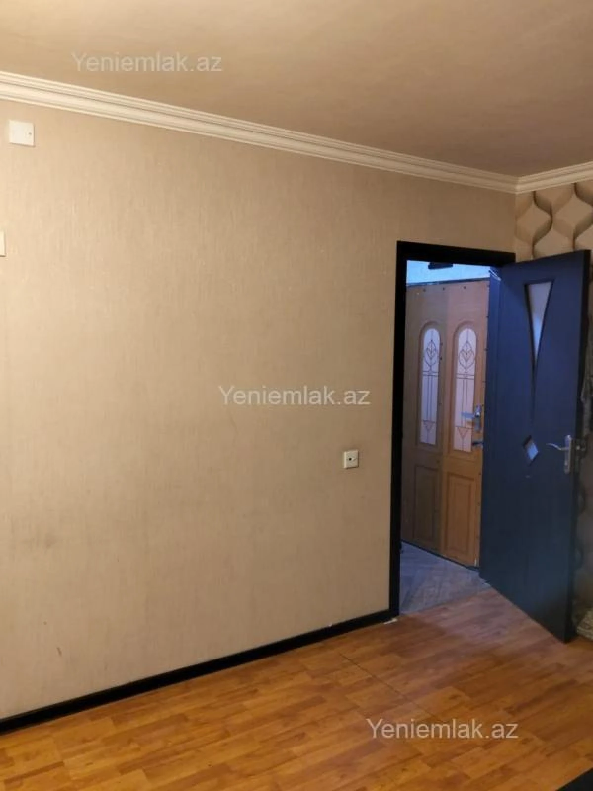 Satılır 1 otaqlı köhnə tikili 33 m²
