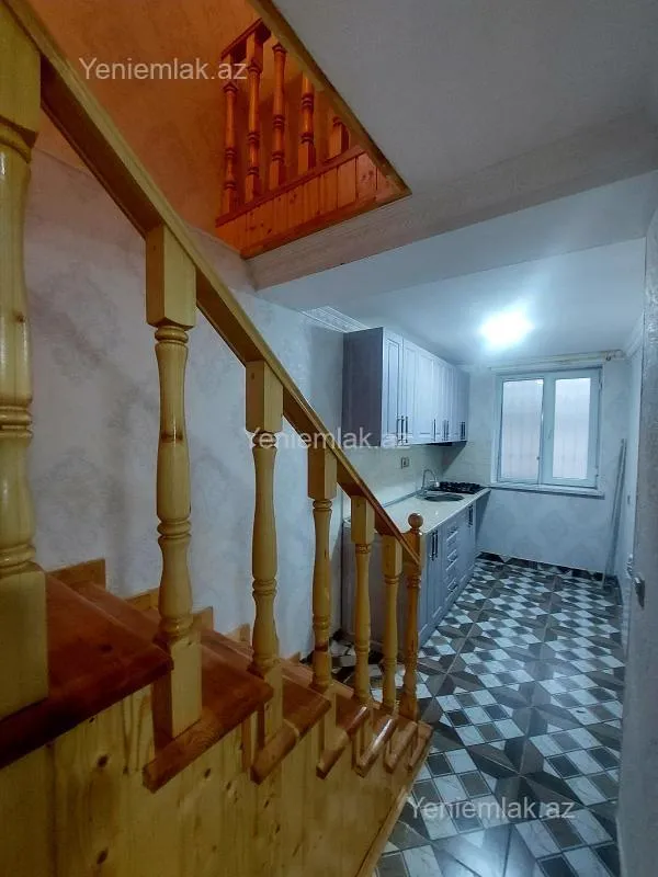 Satılır 4 otaqlı həyət evi 120 m²
