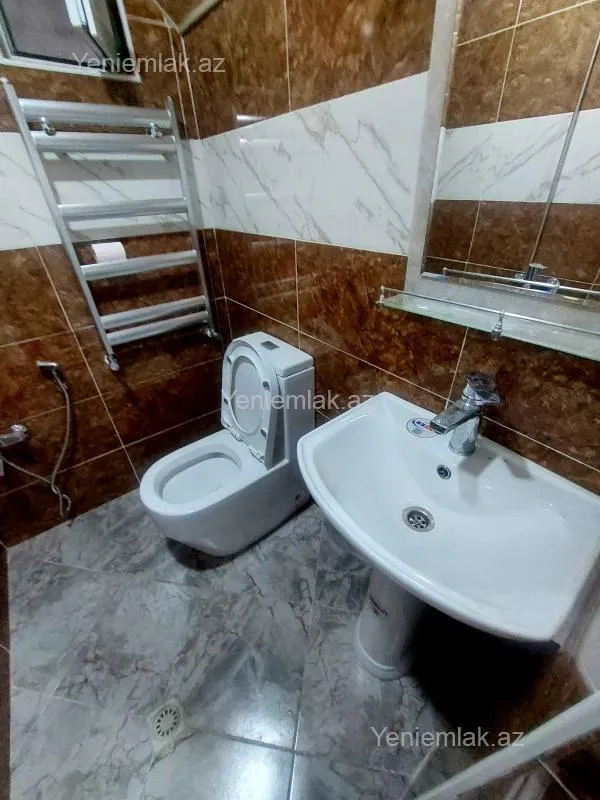 Satılır 4 otaqlı həyət evi 120 m²