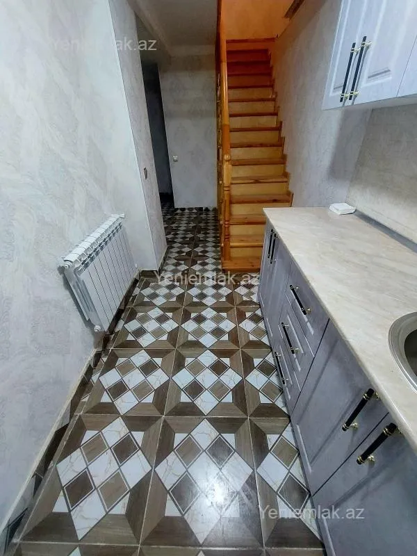 Satılır 4 otaqlı həyət evi 120 m²