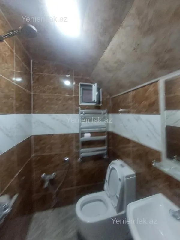 Satılır 4 otaqlı həyət evi 120 m²