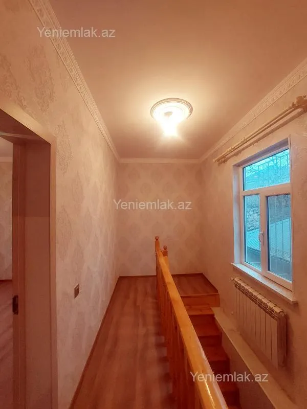 Satılır 4 otaqlı həyət evi 120 m²
