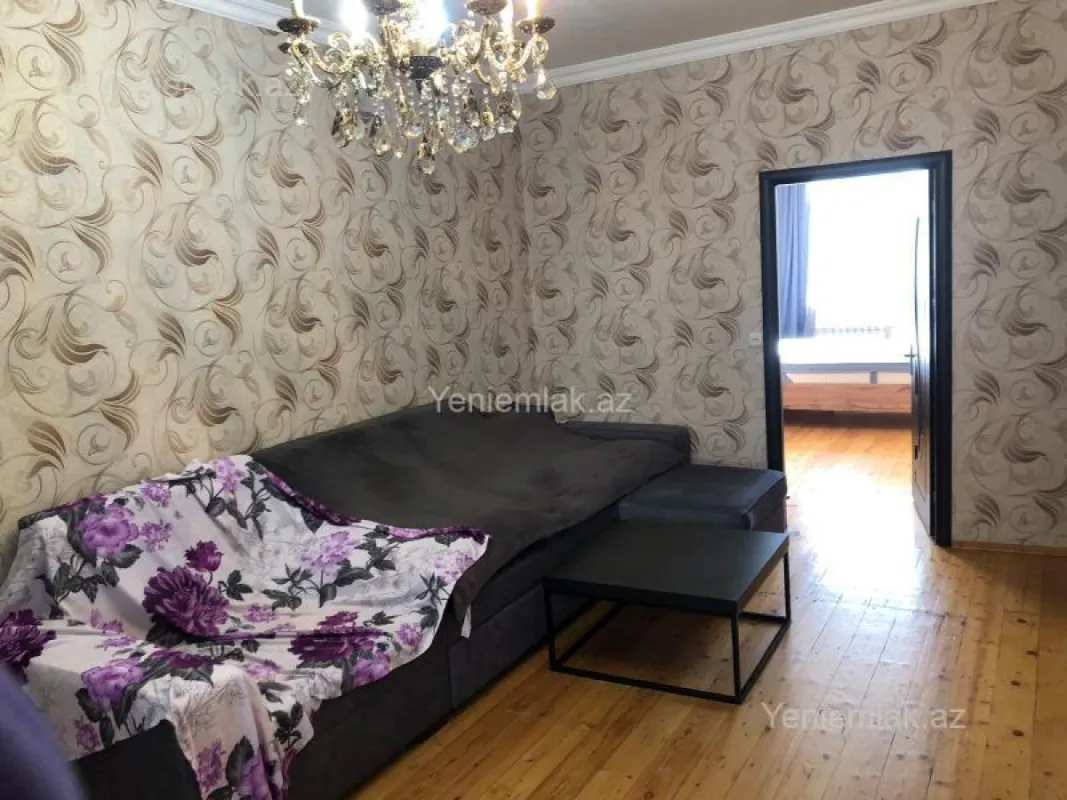 Satılır 3 otaqlı köhnə tikili 55 m²
