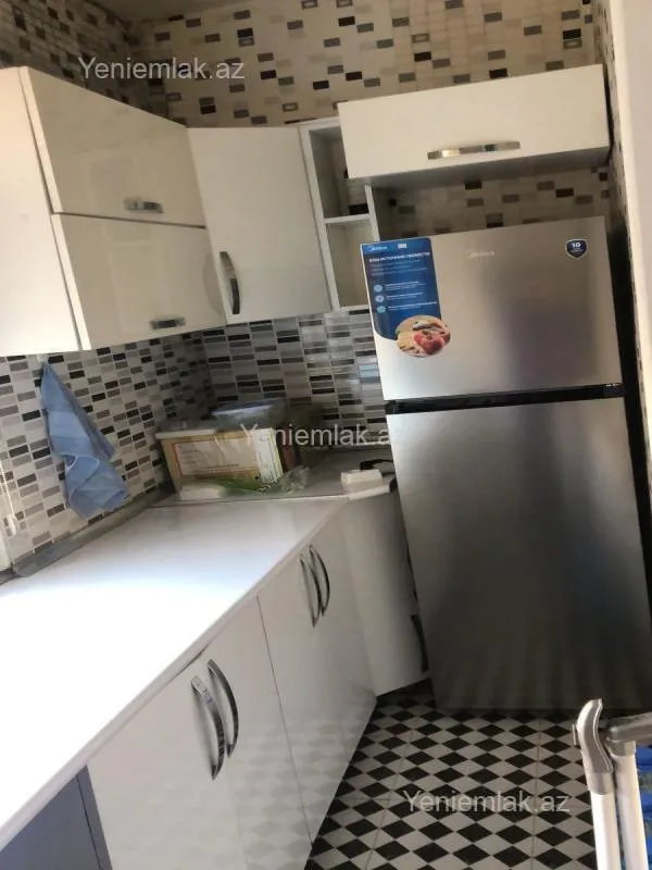 Satılır 3 otaqlı köhnə tikili 55 m²