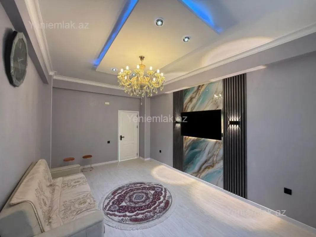 Satılır 3 otaqlı yeni tikili 85 m²