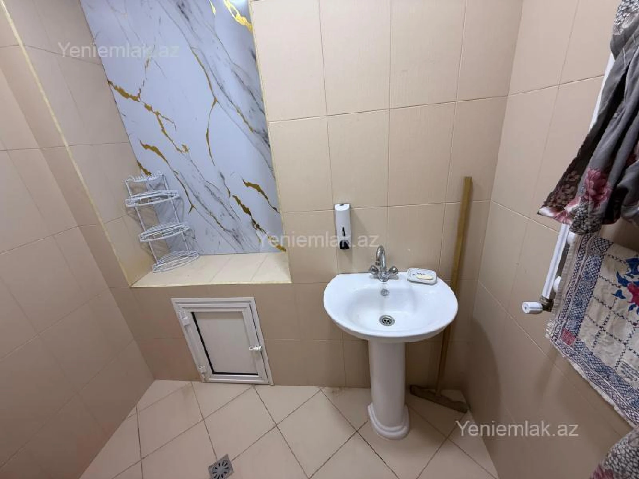 Satılır 3 otaqlı yeni tikili 85 m²