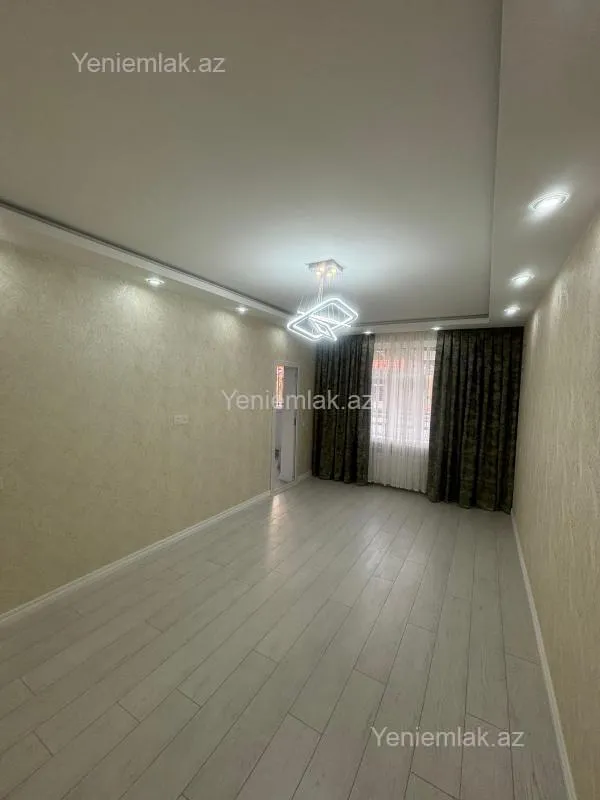 Satılır 3 otaqlı köhnə tikili 65 m²