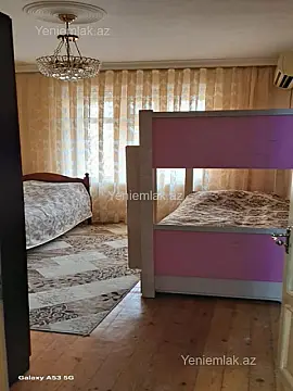 Satılır 3 otaqlı köhnə tikili 80 m²