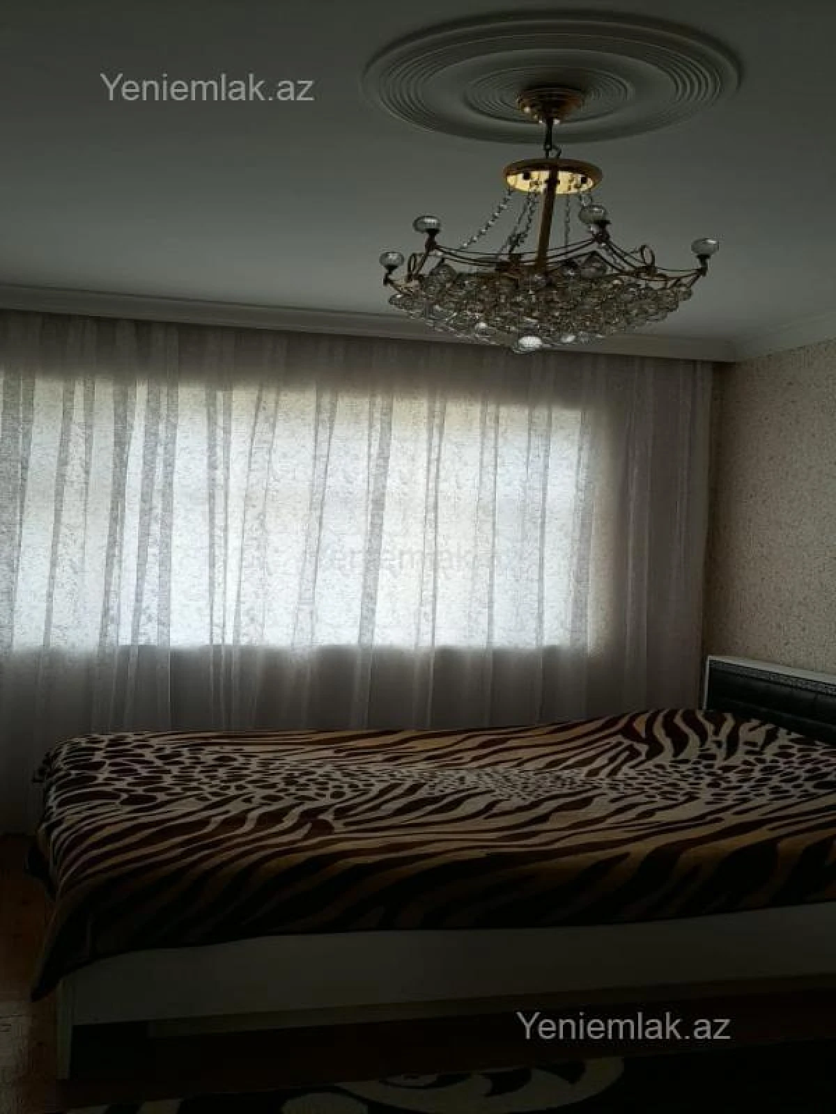 Satılır 3 otaqlı köhnə tikili 80 m²