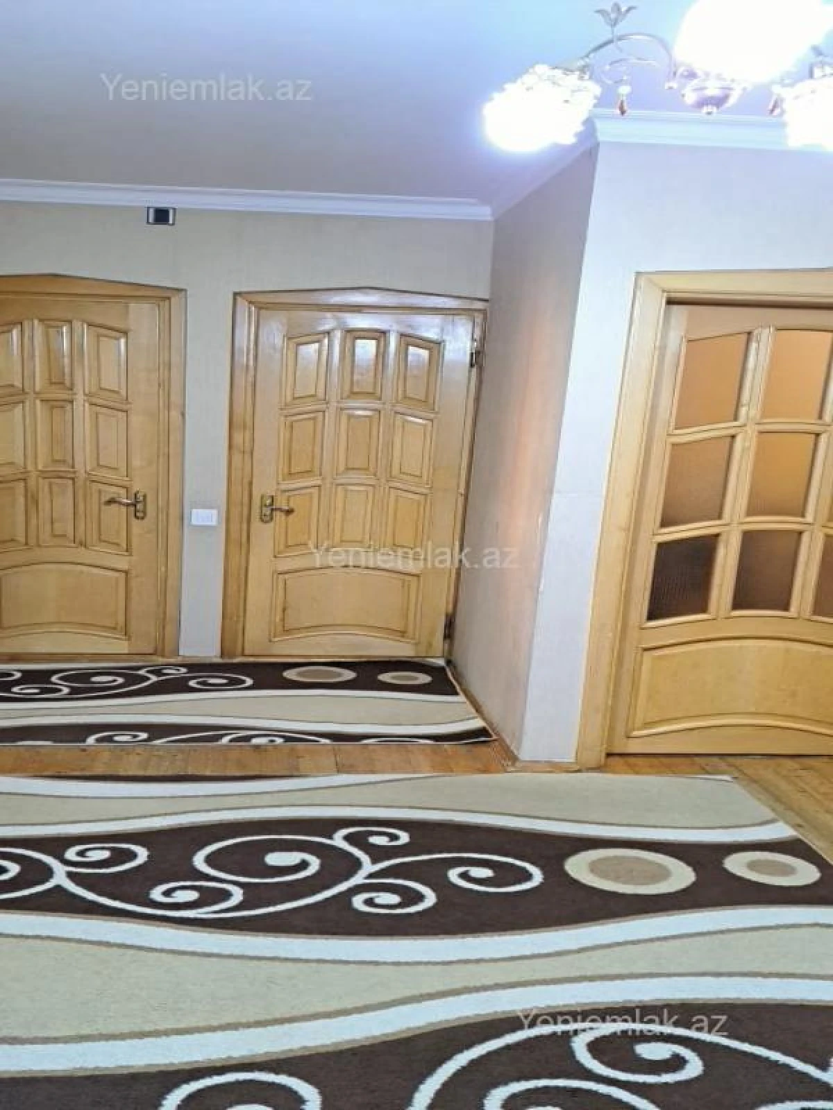 Satılır 3 otaqlı köhnə tikili 80 m²