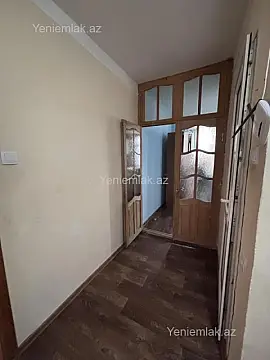 Satılır 1 otaqlı köhnə tikili 40 m²
