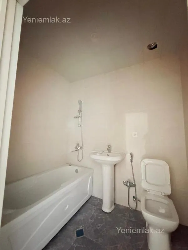 Satılır 4 otaqlı yeni tikili 104 m²