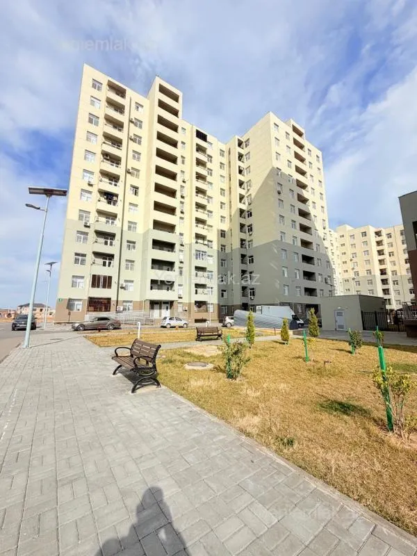Satılır 4 otaqlı yeni tikili 104 m²