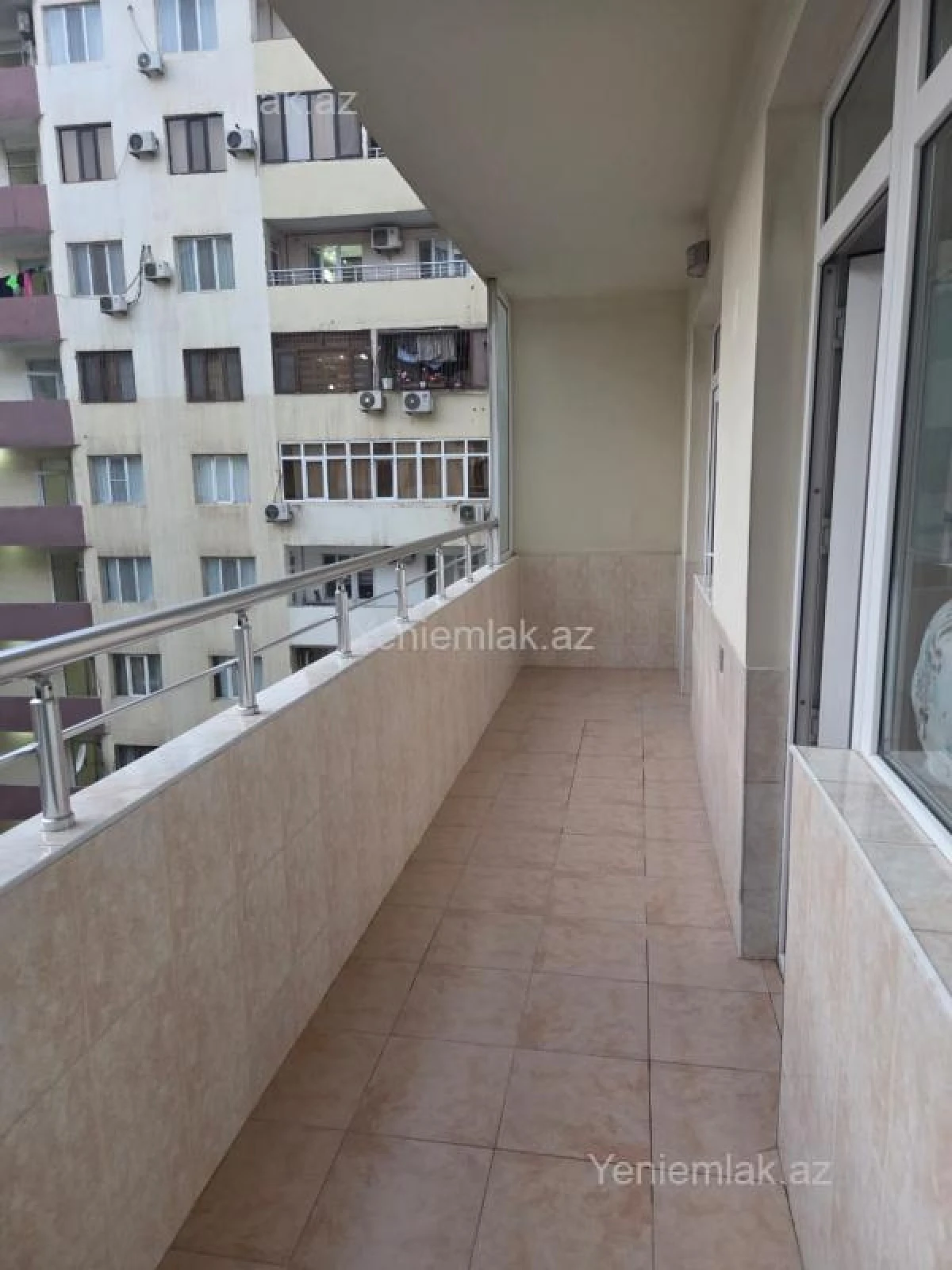 Satılır 2 otaqlı yeni tikili 101 m²