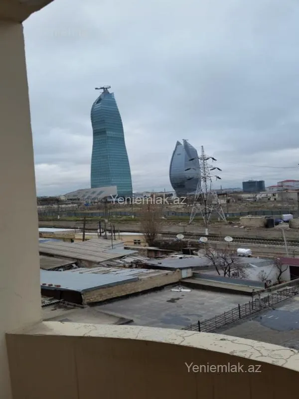 Satılır 2 otaqlı yeni tikili 101 m²