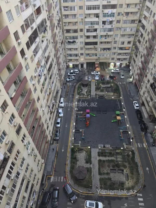 Satılır 2 otaqlı yeni tikili 101 m²