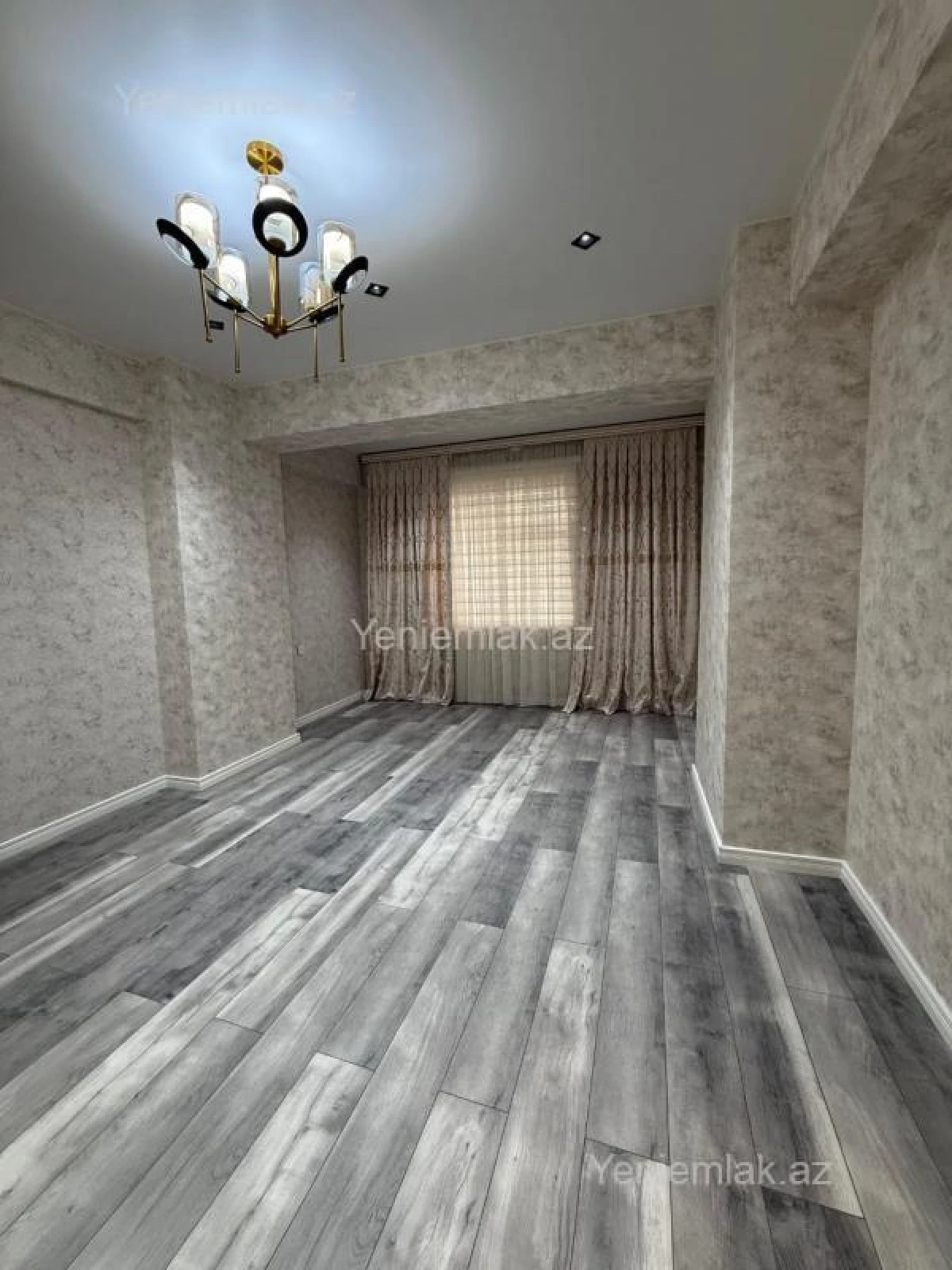 Satılır 3 otaqlı yeni tikili 95 m²