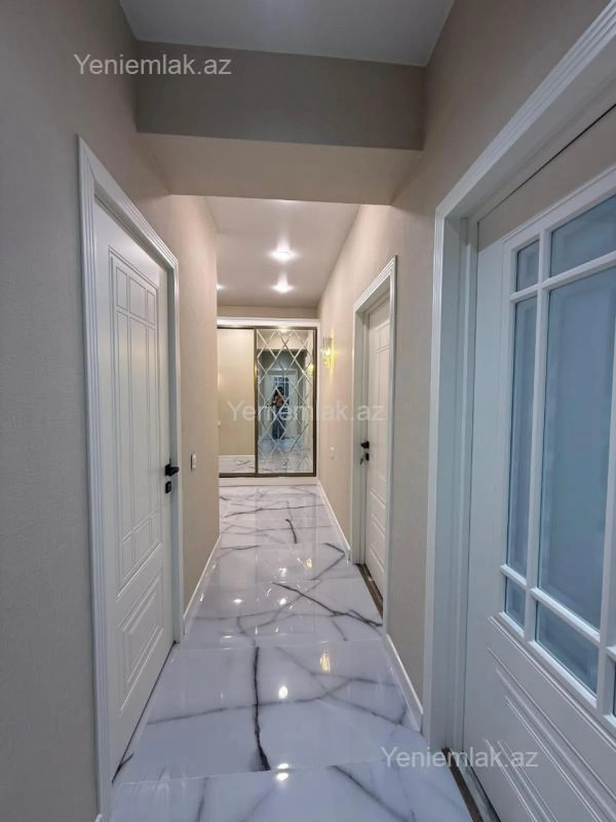 Satılır 3 otaqlı yeni tikili 95 m²