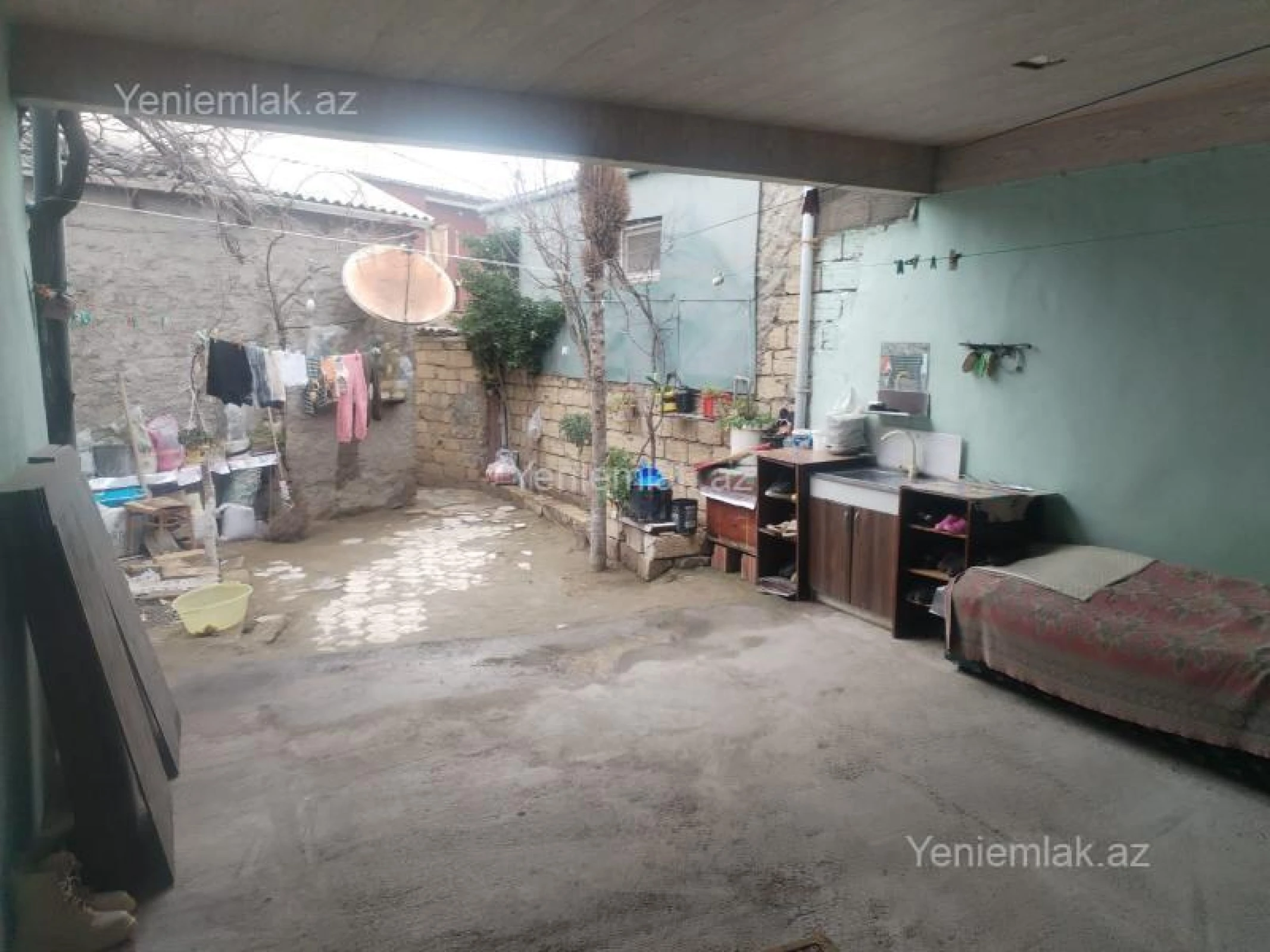 Satılır 4 otaqlı həyət evi 100 m²