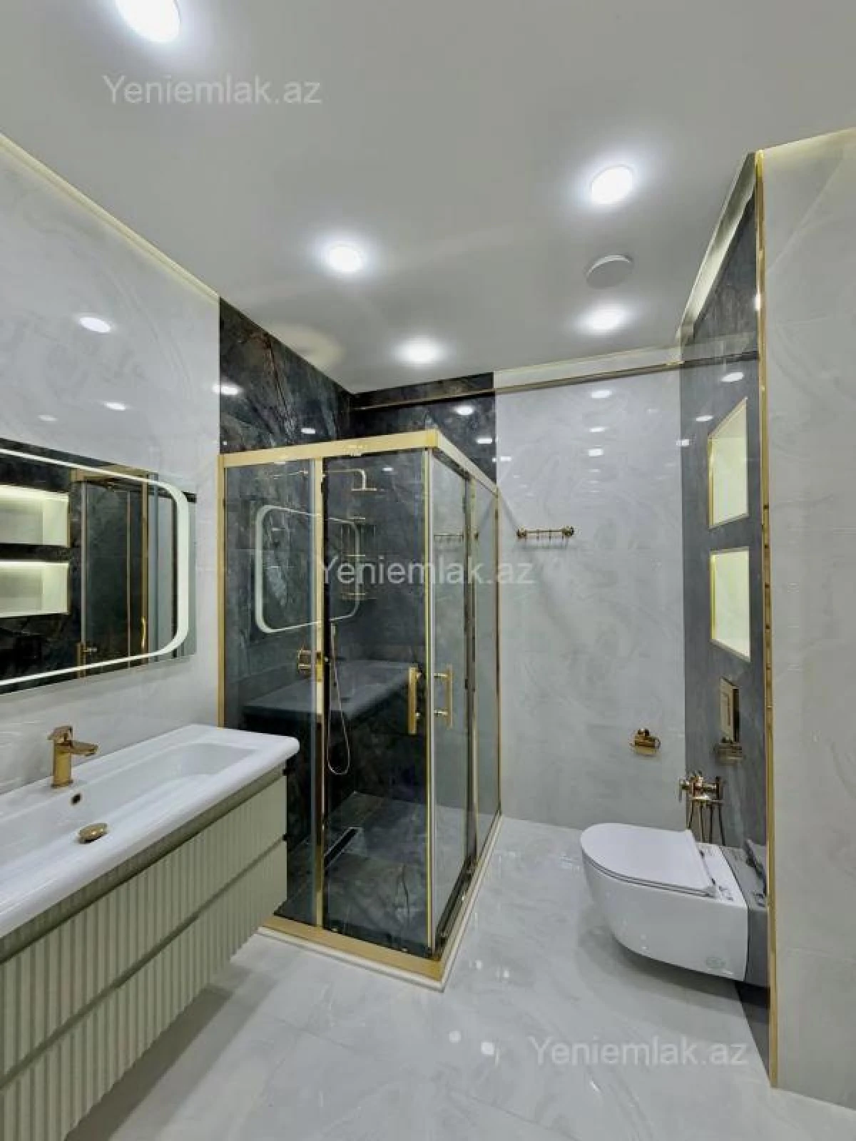 Satılır 3 otaqlı yeni tikili 143 m²