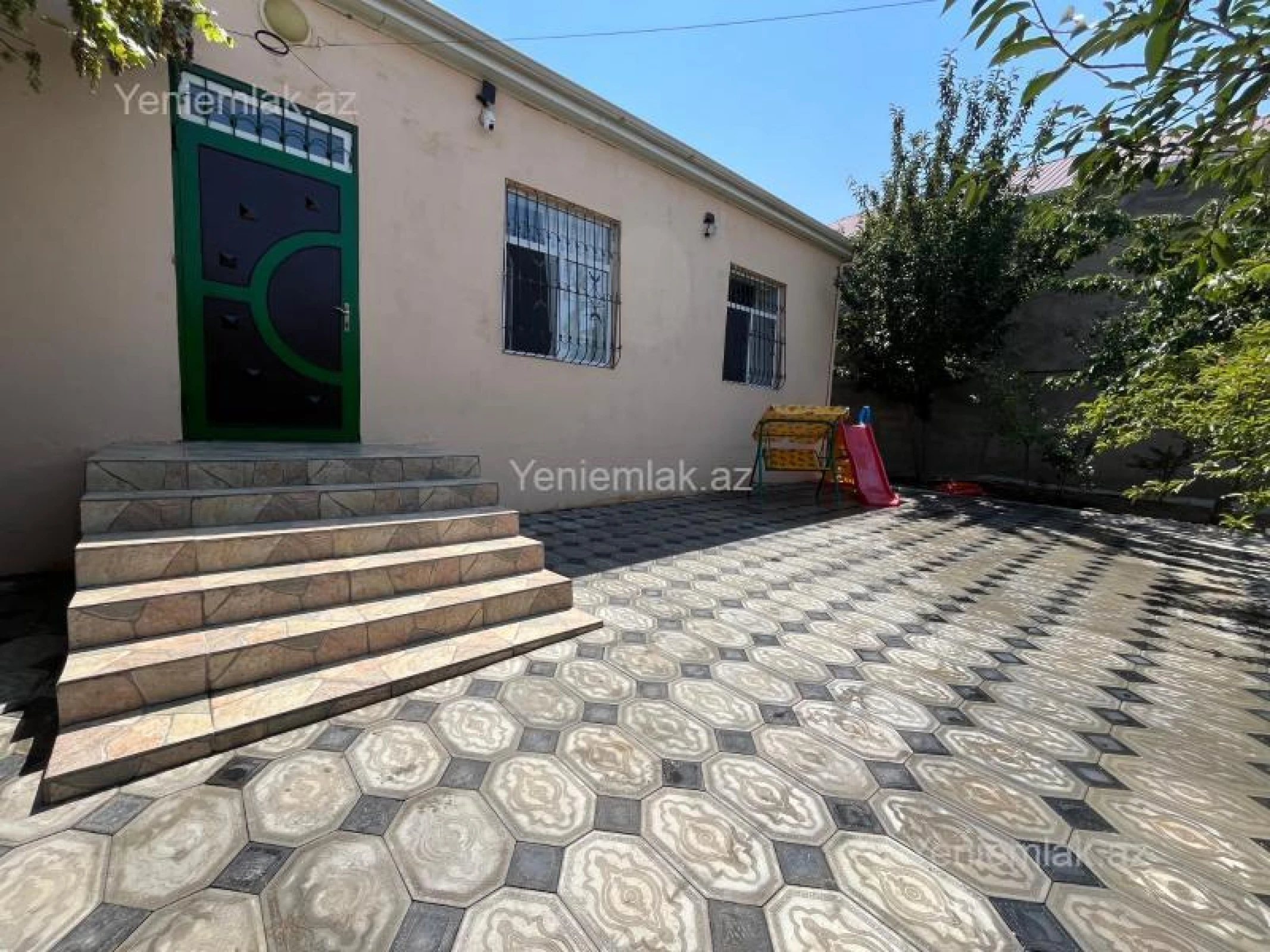 Satılır 4 otaqlı həyət evi 125 m²