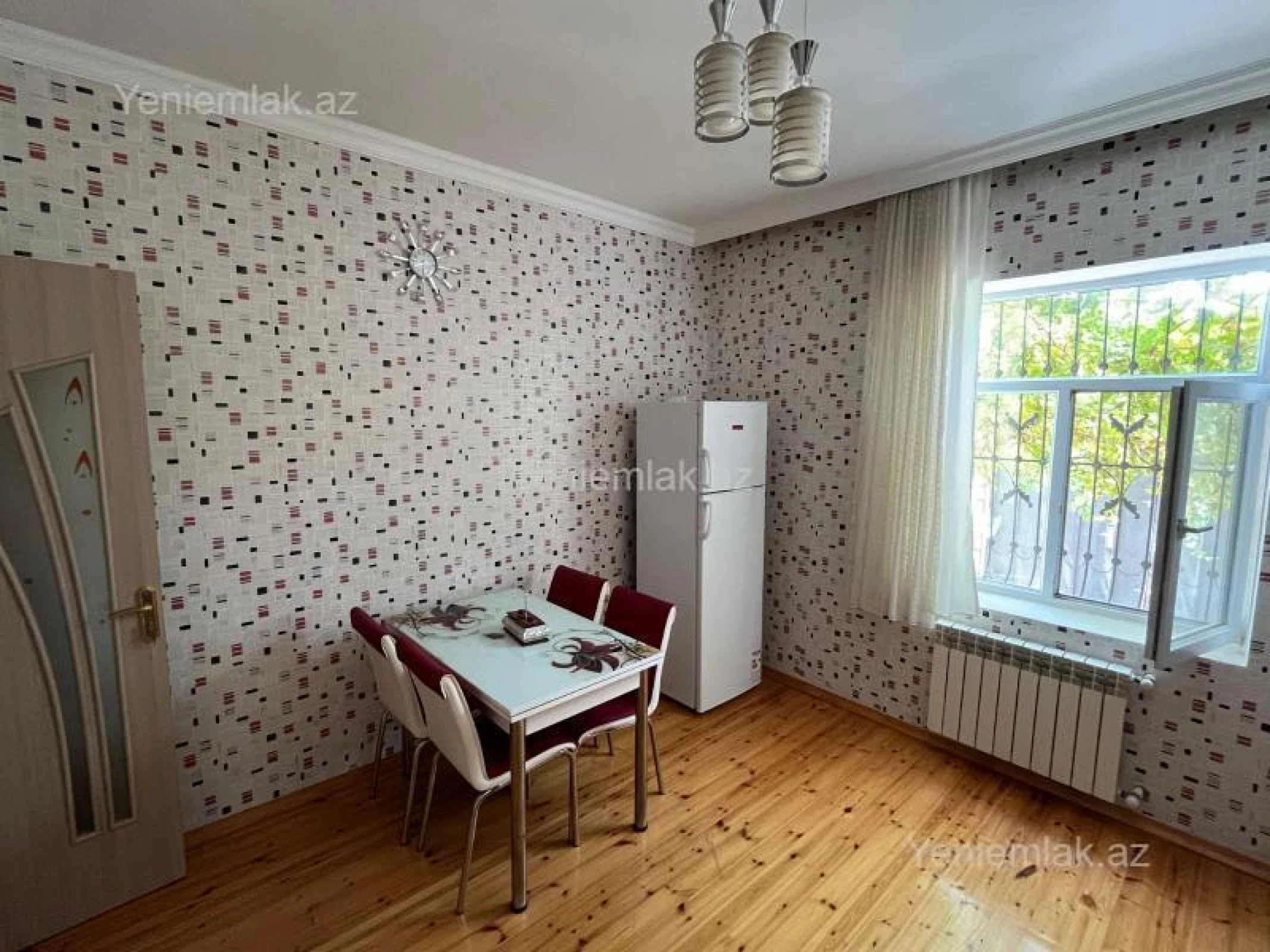 Satılır 4 otaqlı həyət evi 125 m²