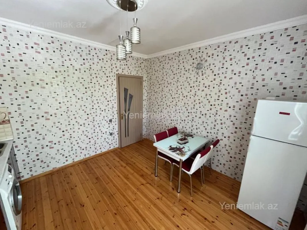 Satılır 4 otaqlı həyət evi 125 m²