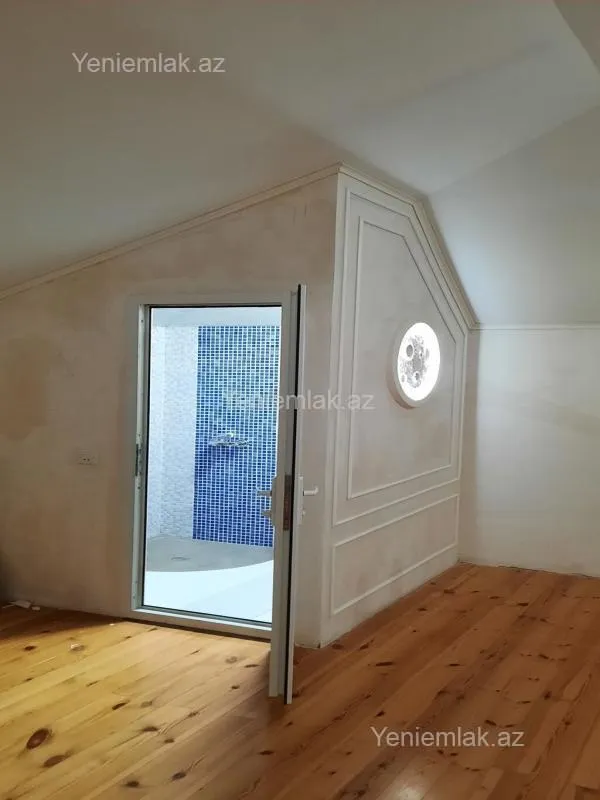 Satılır 5 otaqlı həyət evi 200 m²
