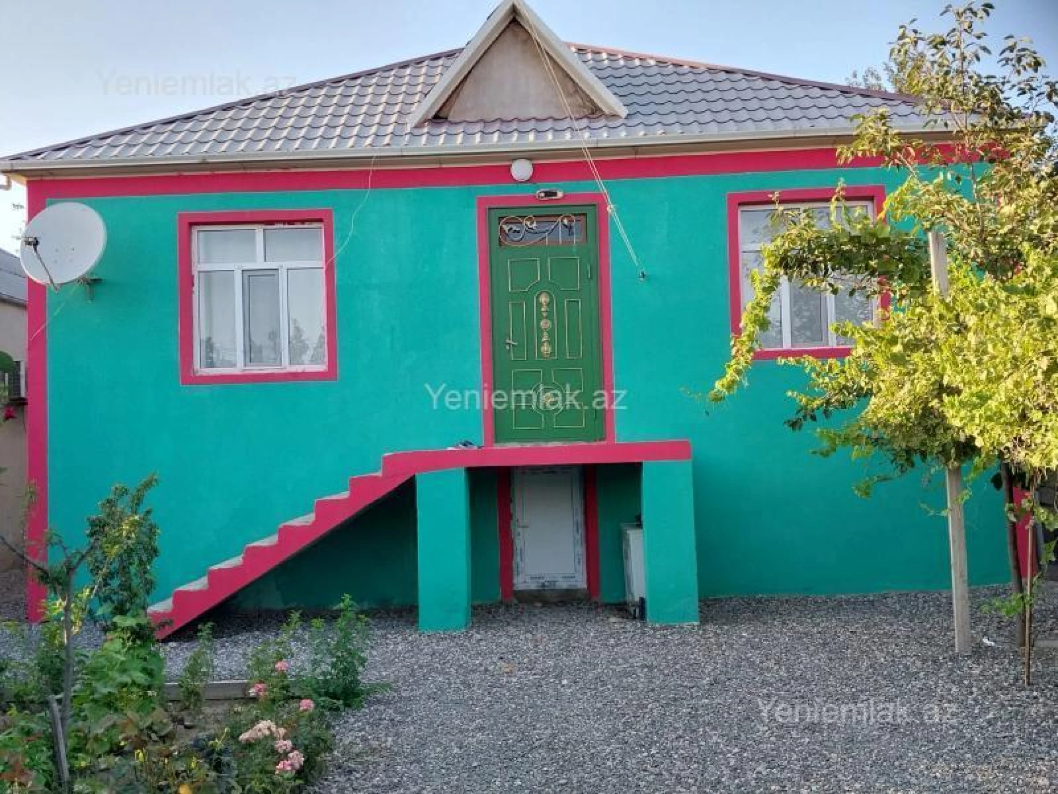 Satılır 4 otaqlı həyət evi 120 m²