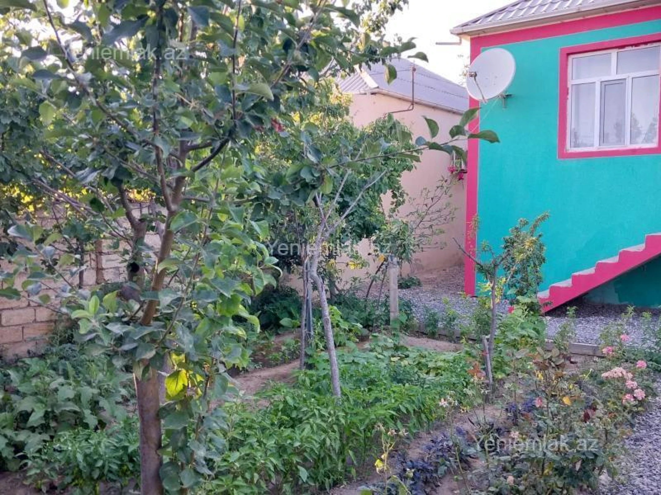 Satılır 4 otaqlı həyət evi 120 m²