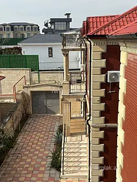 Satılır 7 otaqlı həyət evi 630 m²