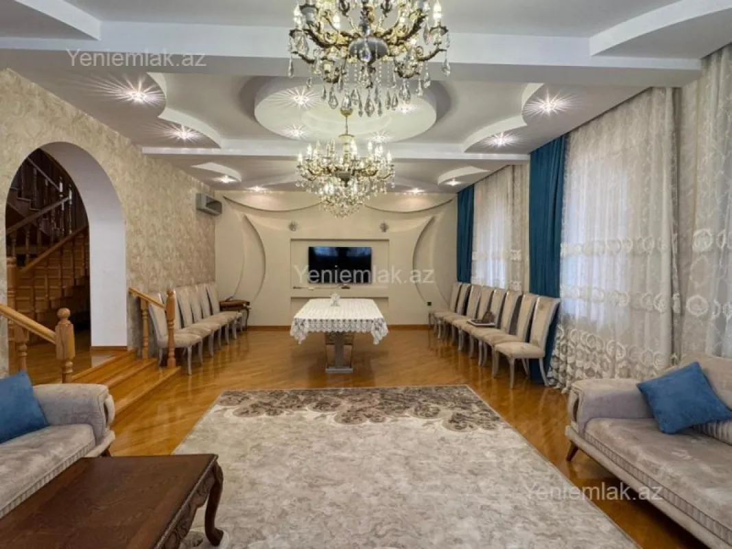 Satılır 7 otaqlı həyət evi 630 m²