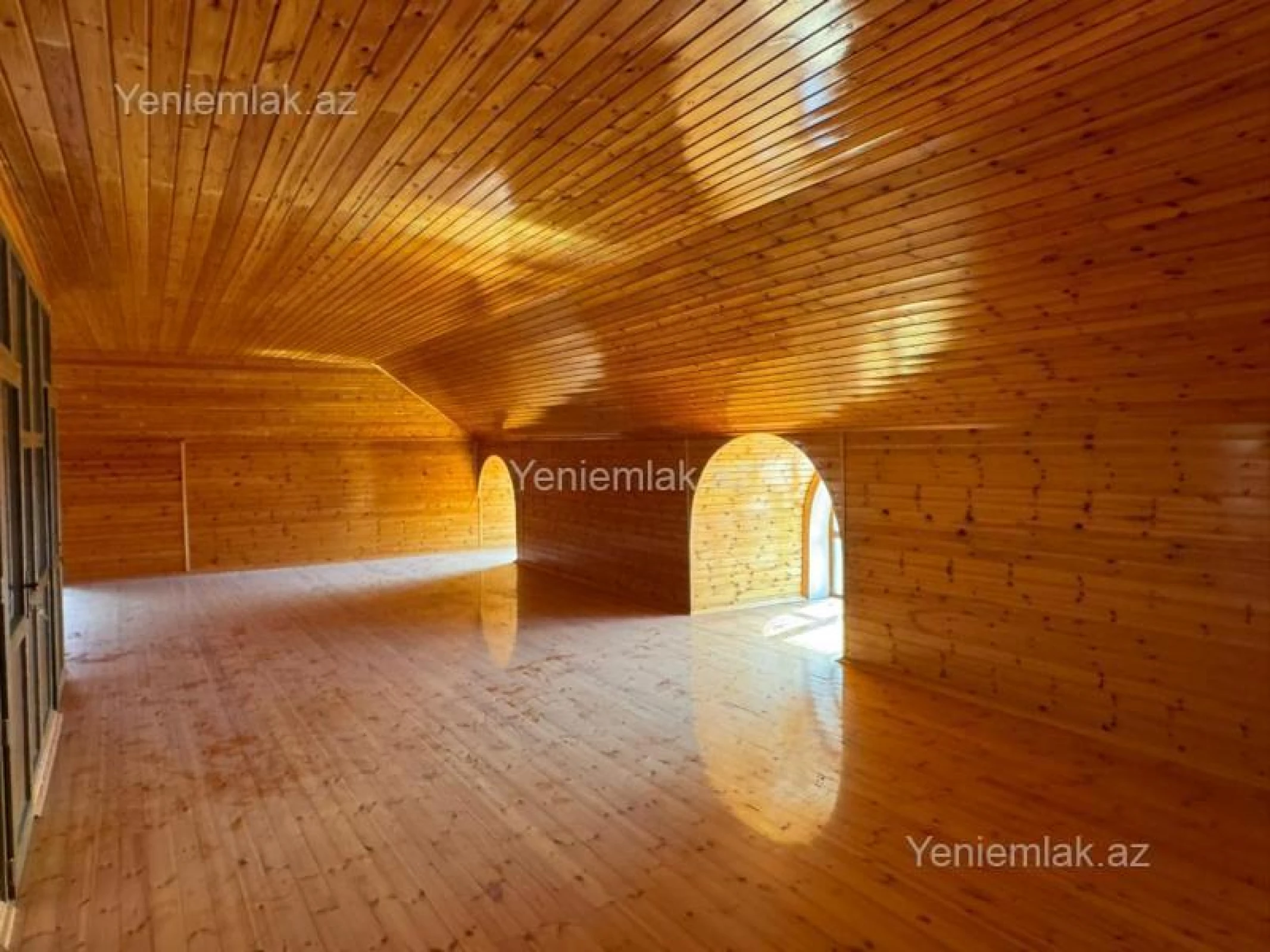 Satılır 7 otaqlı həyət evi 630 m²