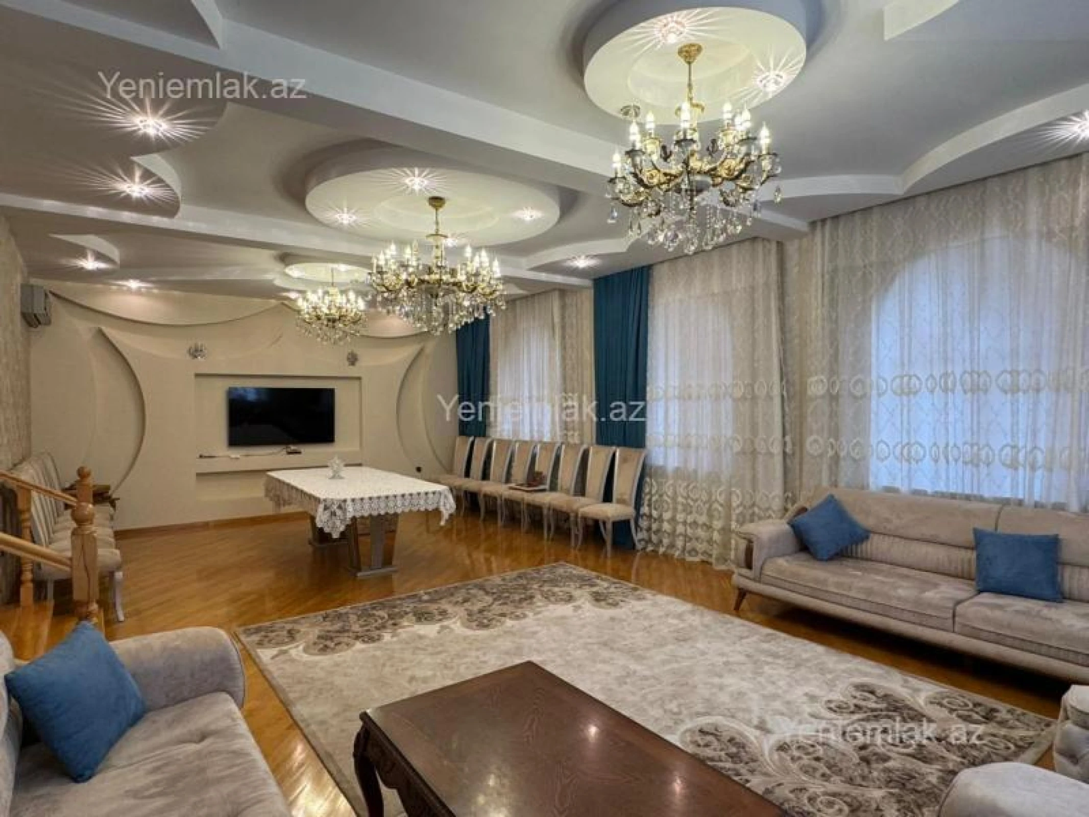 Satılır 7 otaqlı həyət evi 630 m²