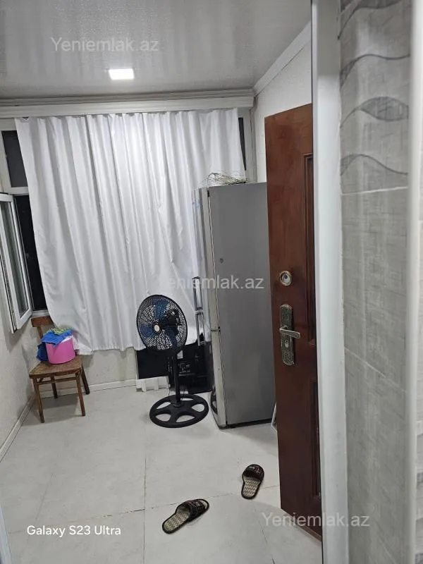 Satılır 5 otaqlı həyət evi 240 m²