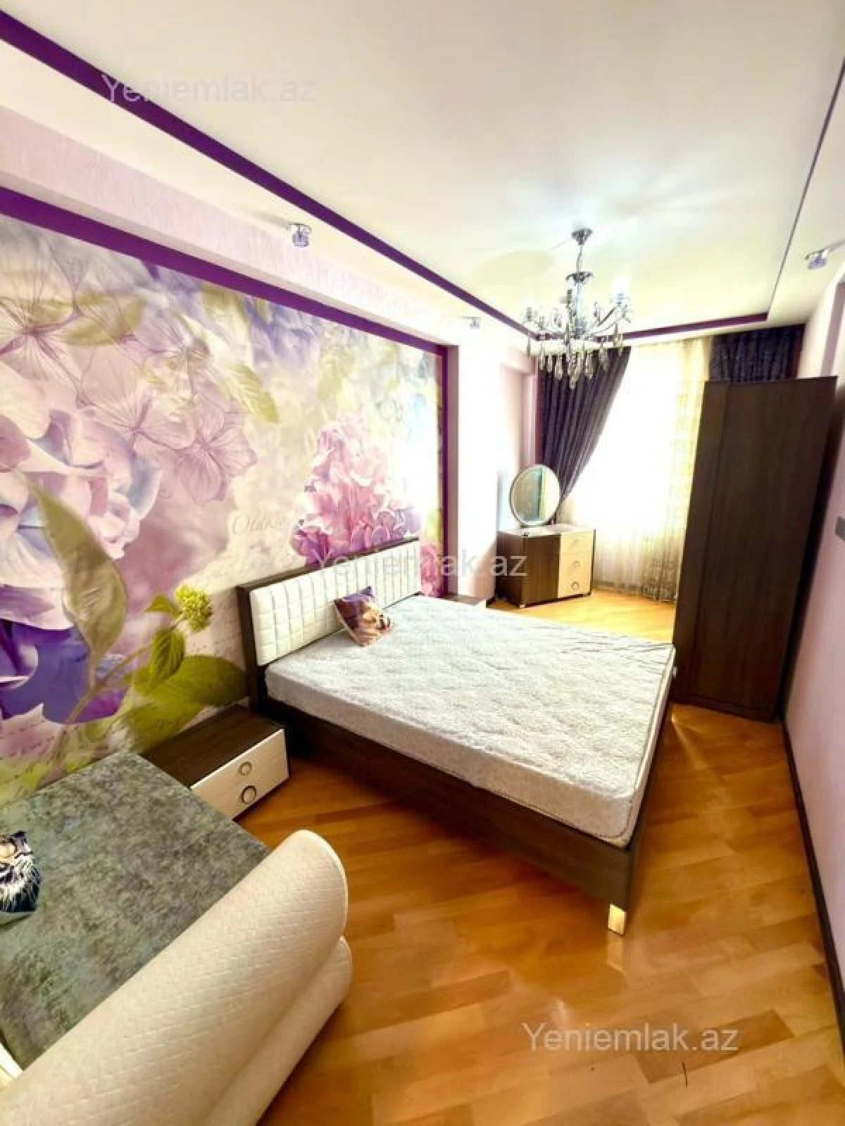 Satılır 3 otaqlı yeni tikili 135 m²