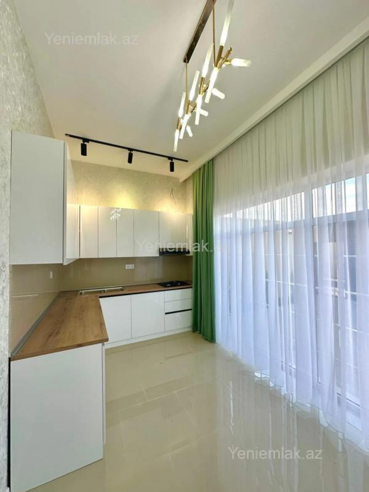 Satılır 4 otaqlı həyət evi 101 m²