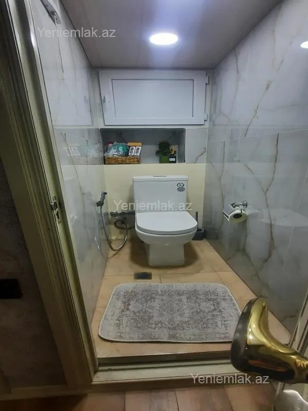 Satılır 3 otaqlı köhnə tikili 85 m²