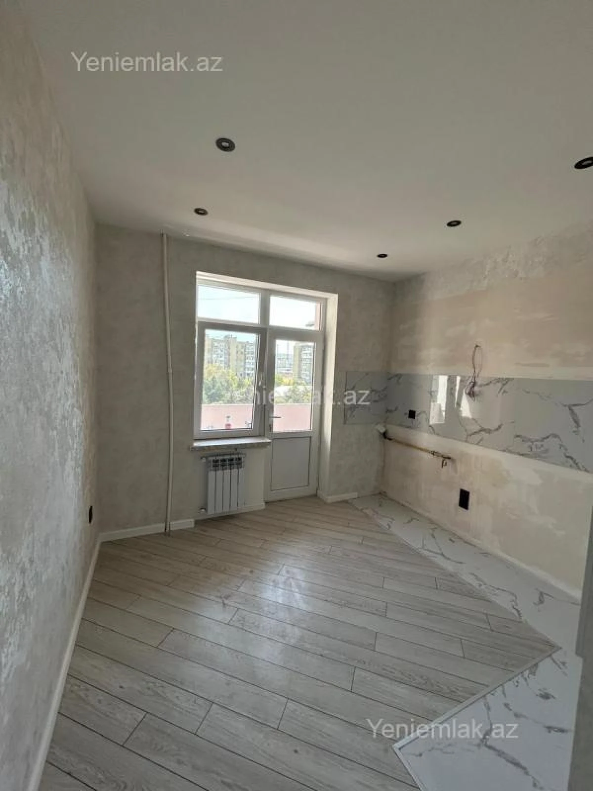 Satılır 3 otaqlı köhnə tikili 63 m²