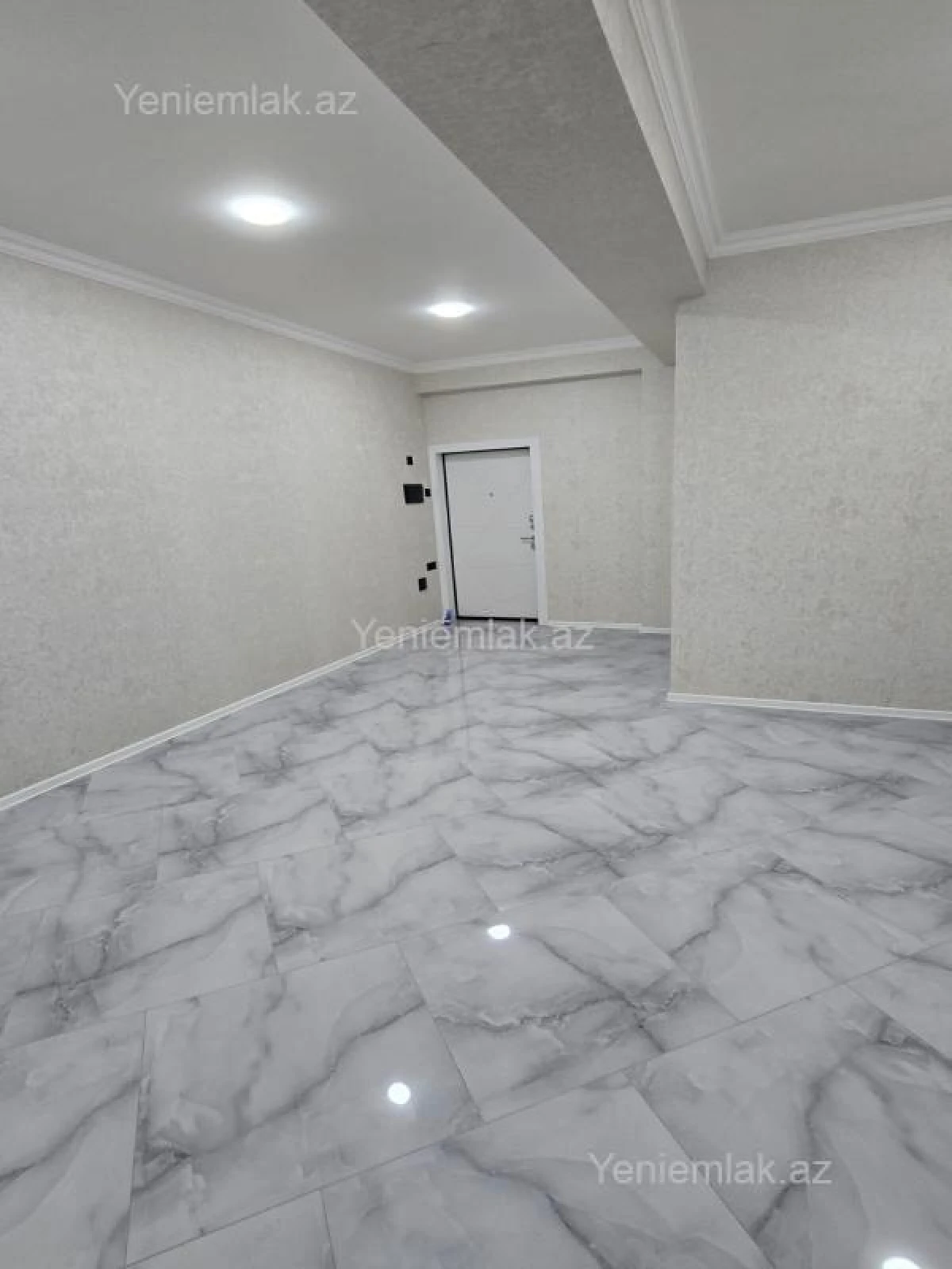 Satılır 3 otaqlı yeni tikili 136 m²