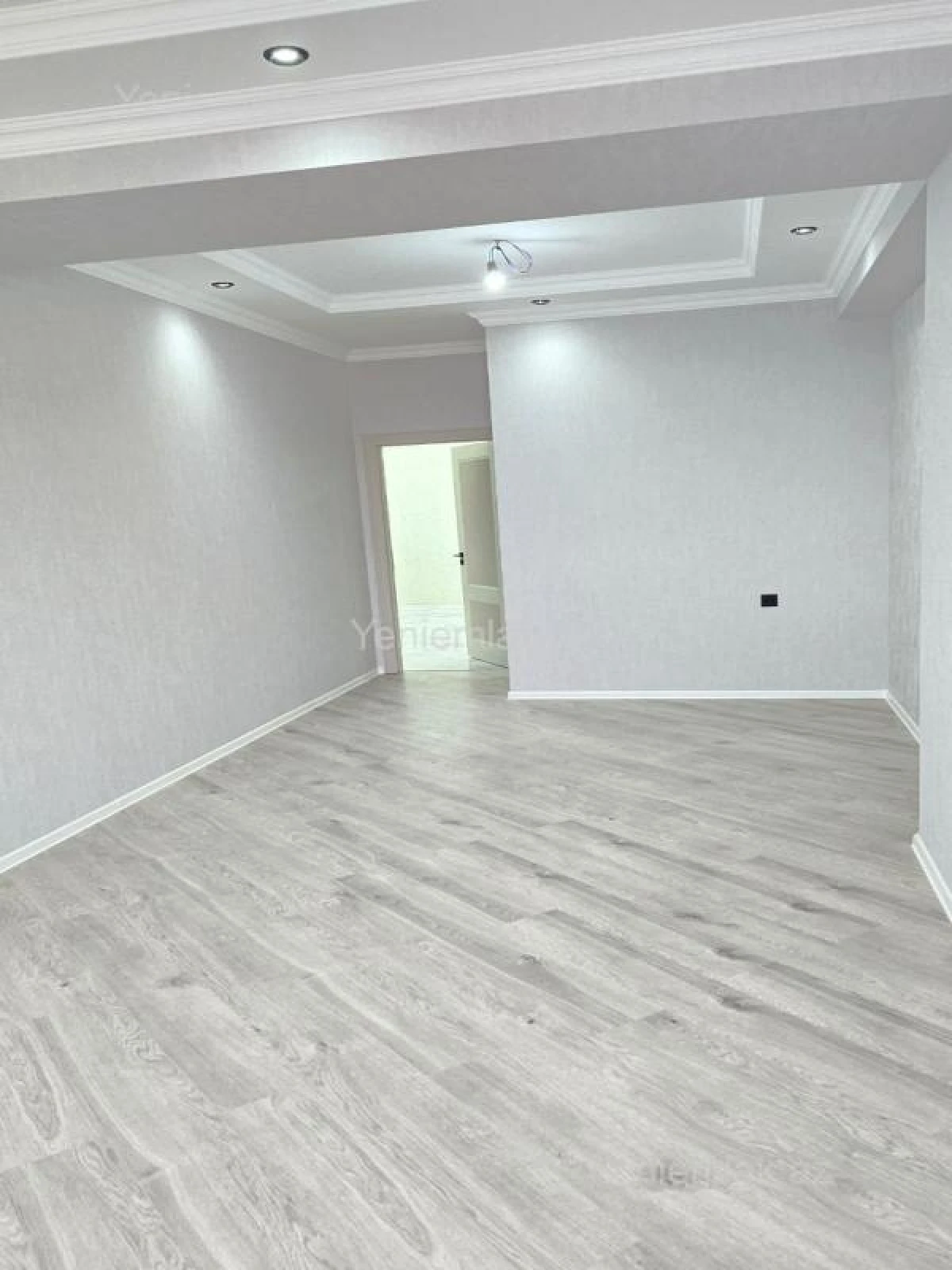Satılır 3 otaqlı yeni tikili 136 m²