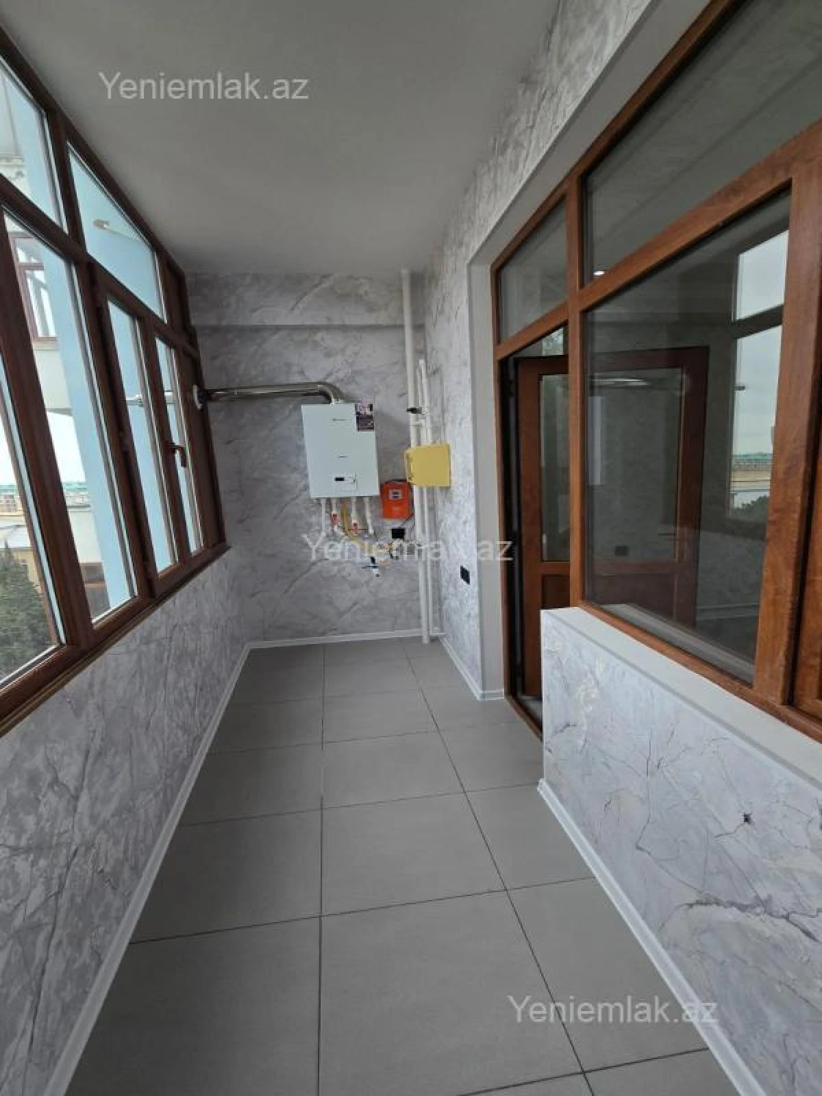 Satılır 3 otaqlı yeni tikili 136 m²