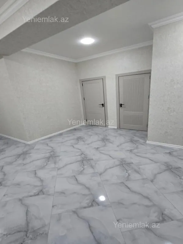 Satılır 3 otaqlı yeni tikili 136 m²