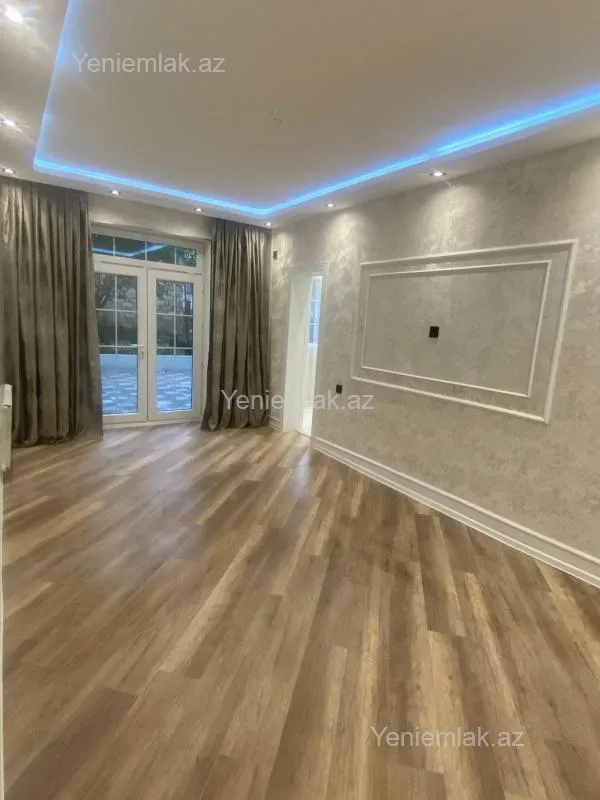 Satılır 3 otaqlı köhnə tikili 60 m²