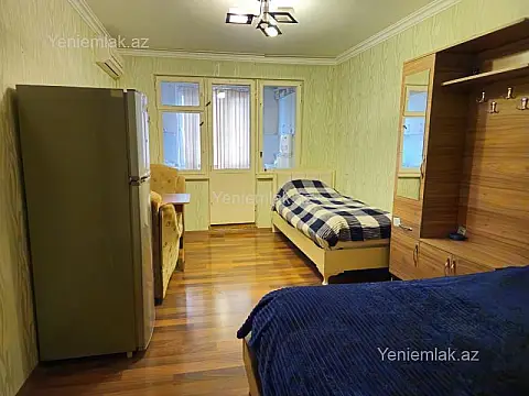Satılır 1 otaqlı köhnə tikili 35 m² — Bakı, Nizami 1 otaq 35.00 m²