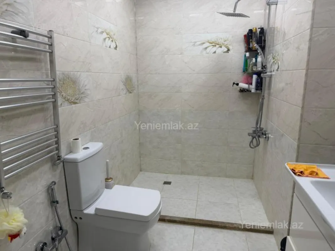 Satılır 4 otaqlı yeni tikili 147 m²