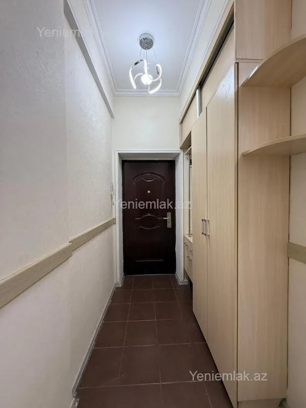 Satılır 2 otaqlı yeni tikili 50 m²