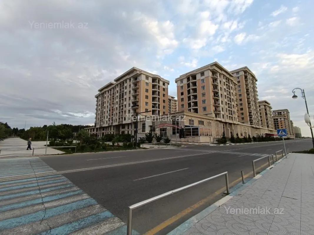 Satılır 4 otaqlı yeni tikili 88 m²